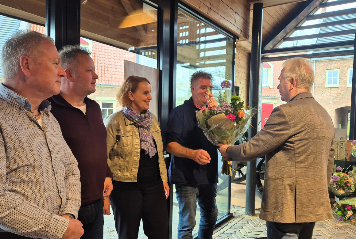 Bloemetje voor de Stadsberaad.png